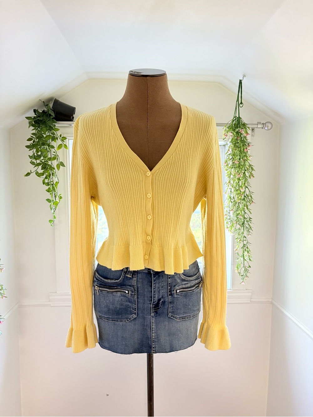 Yellow Ribbed V-Neck Button-Front Peplum Cardigan